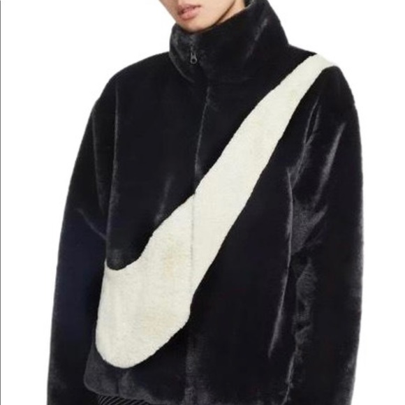 COPY - Nike Faux Fur Coat - Picture 2 of 6